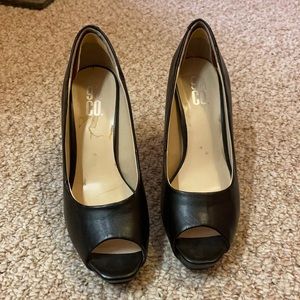 Women’s black heels